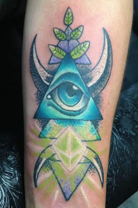 Vivid Eye Tattoo